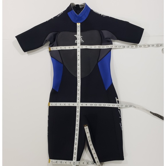 IST ProLine Mens Small Wetsuit Shorts Neoprene Surfing Paddle Boarding - Picture 6 of 6